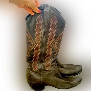 Black cowboy boots